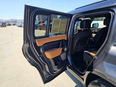 Used 2023 Land Rover Defender 130 X AWD/4WD image 17
