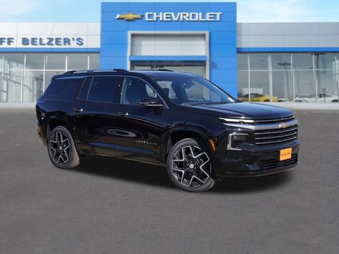 New 2026 Chevrolet Traverse High Country image 1