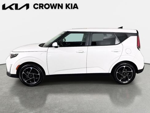 Certified 2025 Kia Soul EX image 8
