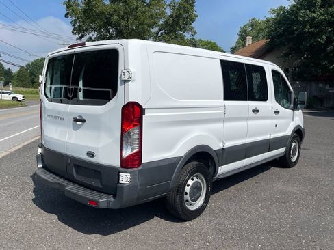 Used 2018 Ford Transit 250 130 Low Roof RWD image 6