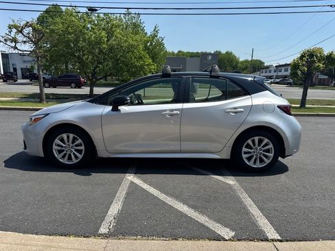 Used 2023 Toyota Corolla SE FWD image 6