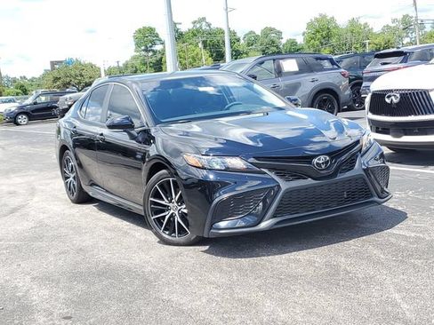 Used 2023 Toyota Camry SE FWD image 32