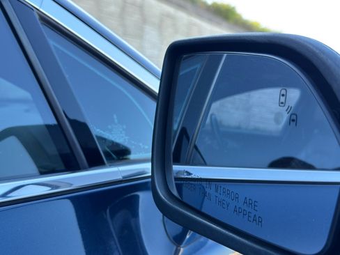 Used 2017 Lincoln MKZ Reserve w/ Climate Package image 28