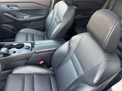 Used 2023 Nissan Rogue SV w/ SV Premium Package AWD/4WD image 6
