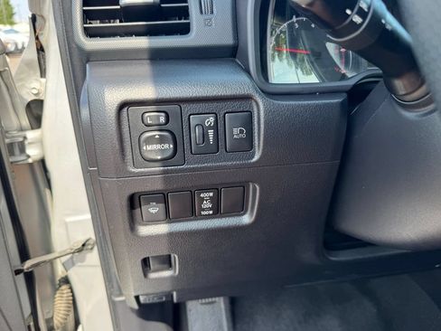 Used 2021 Toyota 4Runner SR5 AWD/4WD image 18