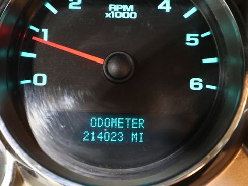 Used 2010 Chevrolet Silverado 2500 W/T image 29