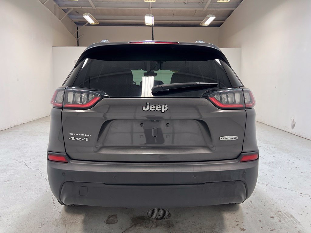 Used 2020 Jeep Cherokee Latitude Plus w/ Comfort/Convenience Group AWD/4WD image 10