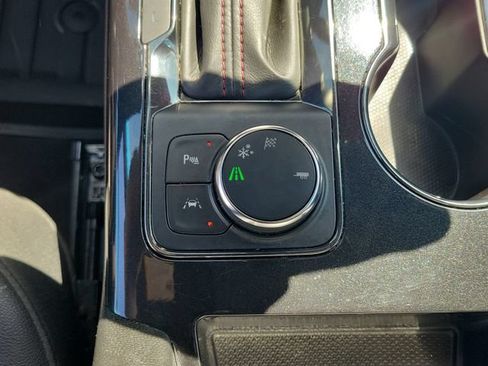 Used 2024 Chevrolet Blazer RS w/ Driver Confidence II Package FWD image 28