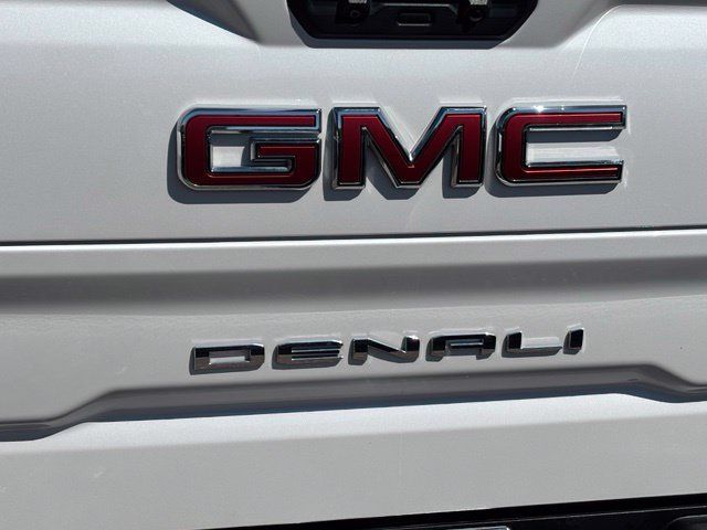 Used 2024 GMC Sierra 1500 Denali w/ Denali Reserve Package AWD/4WD image 5