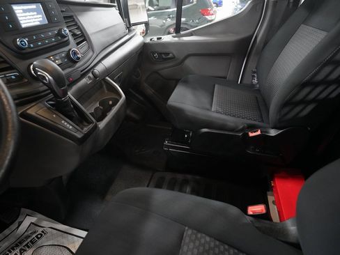 Used 2024 Ford Transit 250 Low Roof AWD w/ Exterior Upgrade Package image 16