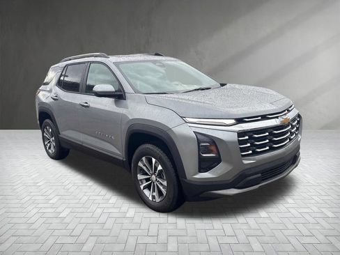 New 2026 Chevrolet Equinox LT w/ Convenience Package II image 7