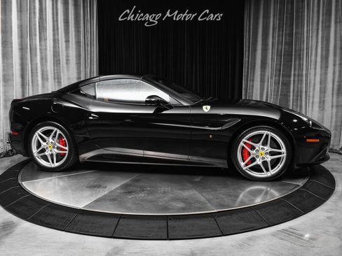 Used 2016 Ferrari California T RWD image 50