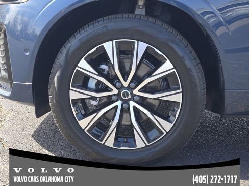 Certified 2025 Volvo XC60 B5 Plus w/ Climate Package image 11