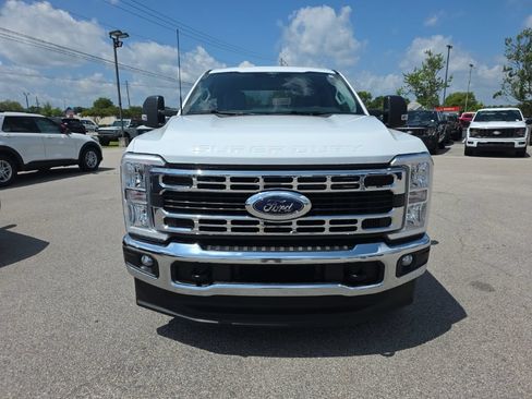 Certified 2026 Ford F250 XLT AWD/4WD image 3