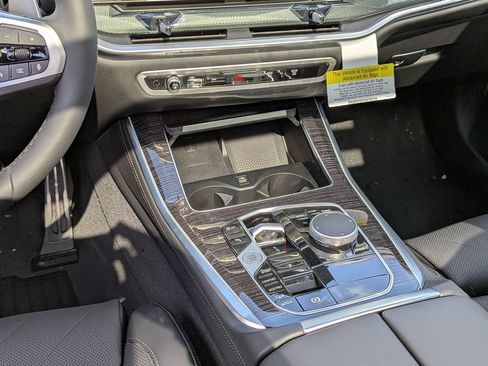 New 2026 BMW X5 xDrive40i AWD/4WD image 30