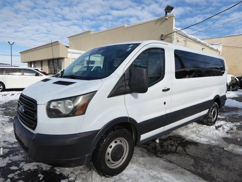 Used 2015 Ford Transit 350 XL image 3