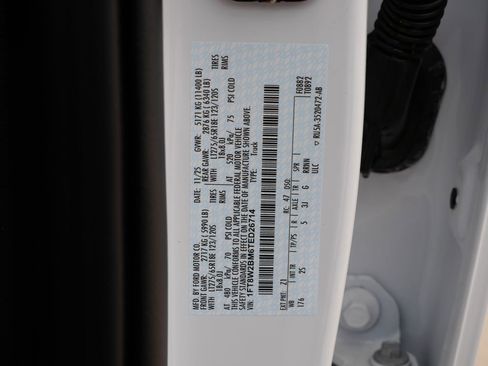 Certified 2024 Ford Expedition Max XLT image 28