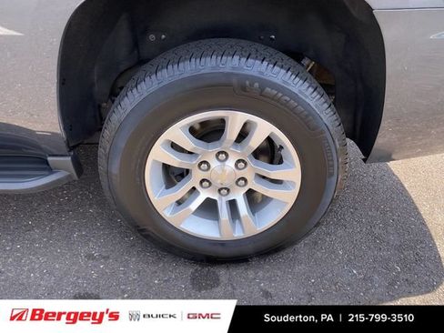 Used 2019 Chevrolet Tahoe LT AWD/4WD image 35