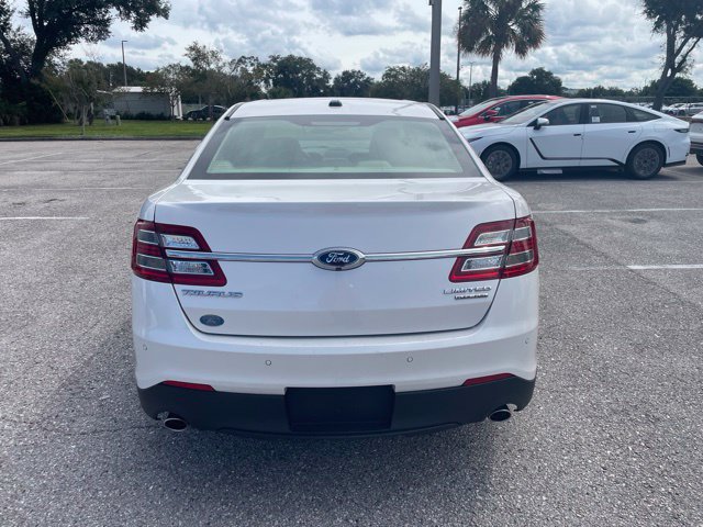 Used 2018 Ford Taurus Limited FWD image 3