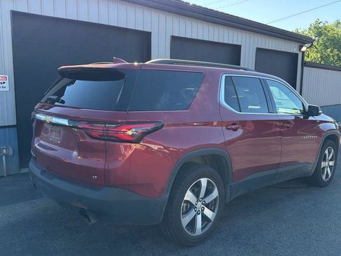 Used 2023 Chevrolet Traverse LT w/ LT Premium Package AWD/4WD image 5