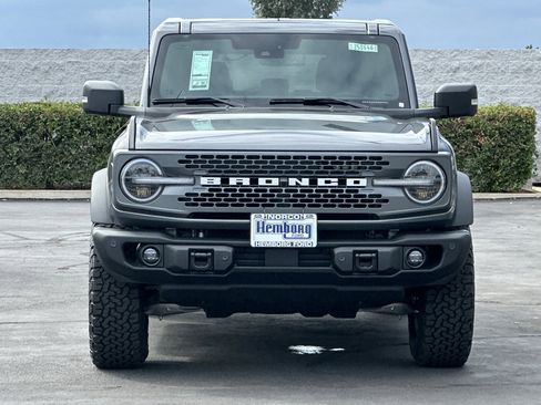 New 2025 Ford Bronco Badlands image 9