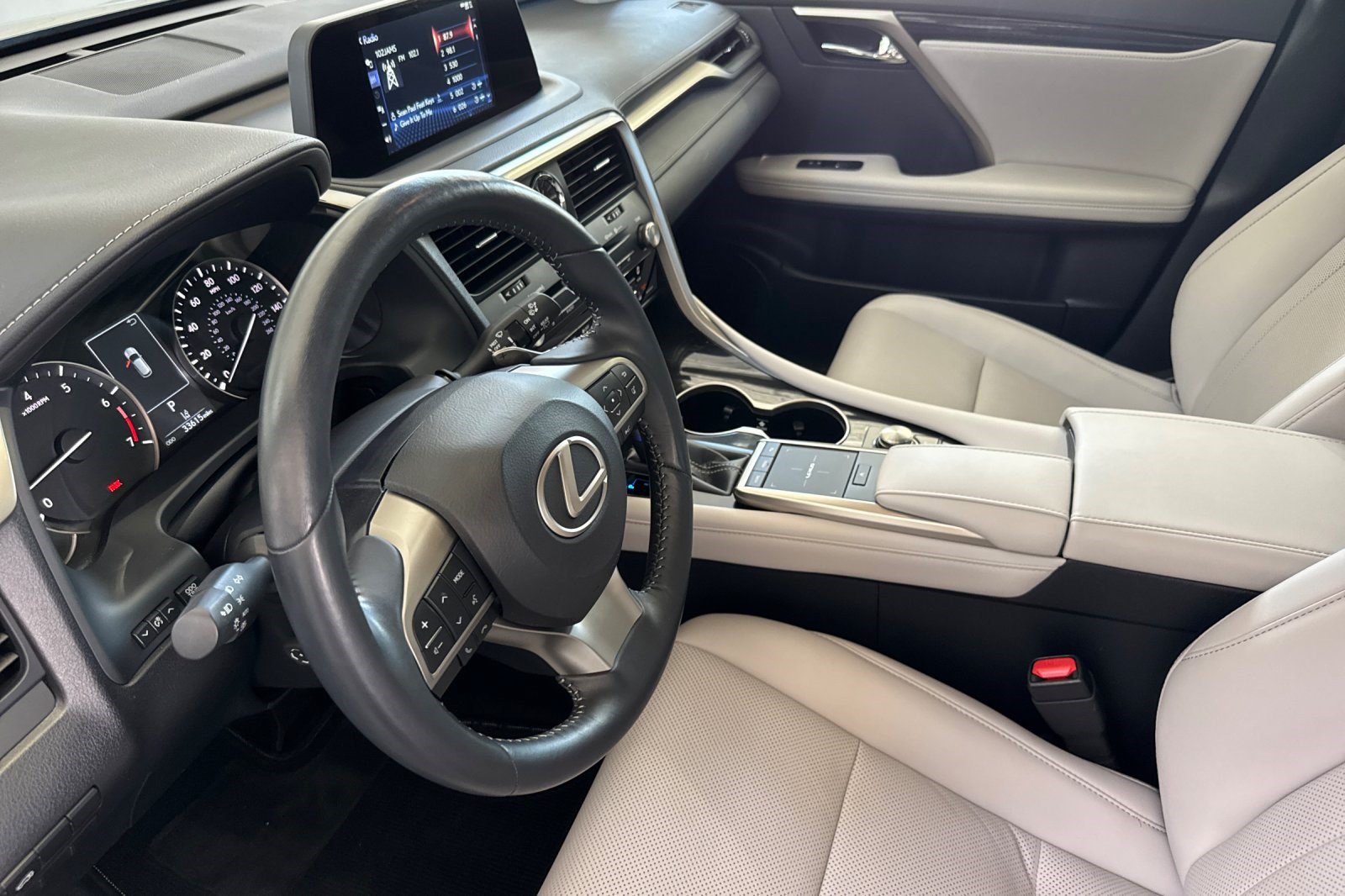Certified 2021 Lexus RX 350 FWD w/ Accessory Package image 11