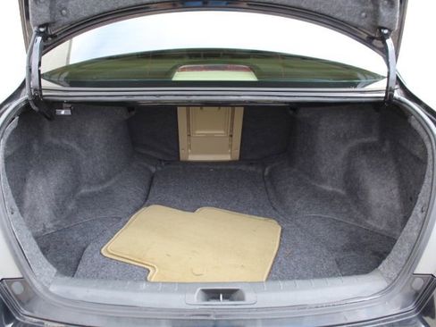 Used 2011 Honda Accord EX image 36