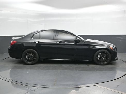Used 2018 Mercedes-Benz C 300 4MATIC Sedan image 4