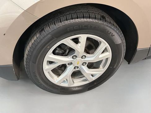 Used 2018 Chevrolet Equinox LT image 29