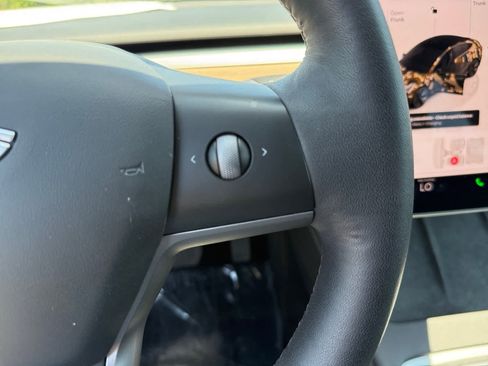 Used 2023 Tesla Model 3 Standard Range RWD image 24