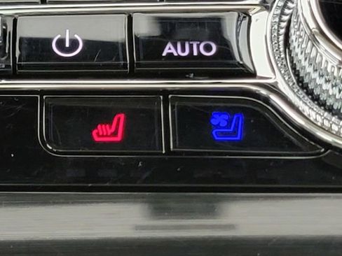 Used 2023 Lincoln Nautilus Reserve w/ Equipment Group 201A image 23