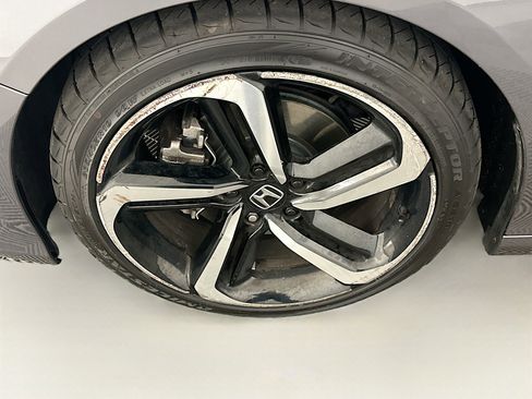Used 2020 Honda Accord Sport image 11