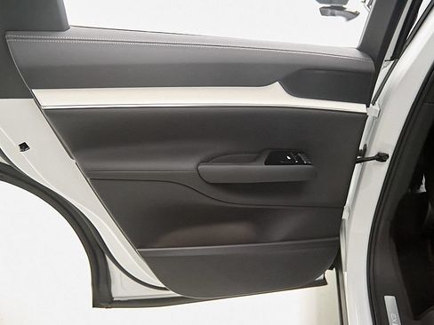 New 2026 Volvo EX90 Ultra AWD/4WD image 19
