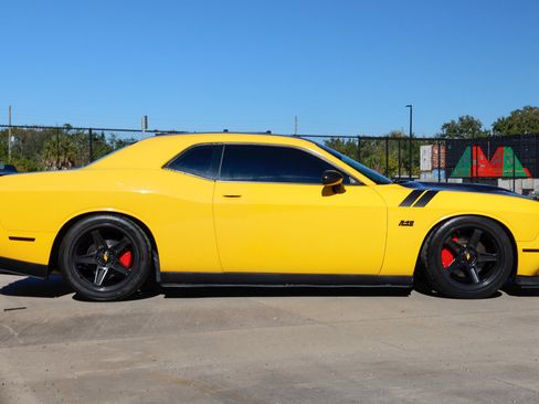 Used 2017 Dodge Challenger R/T w/ Sound Group image 12