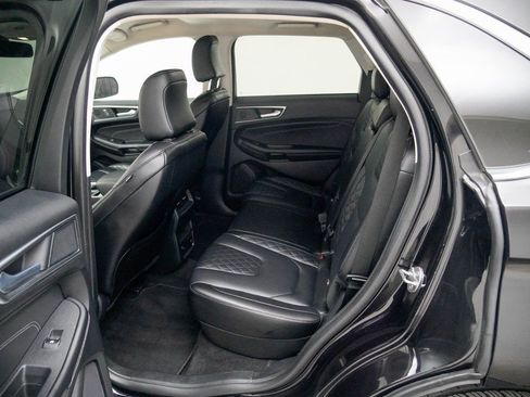 Used 2024 Ford Edge Titanium image 24