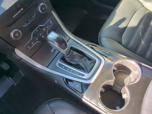 Used 2015 Ford Edge SEL w/ Equipment Group 201A image 20