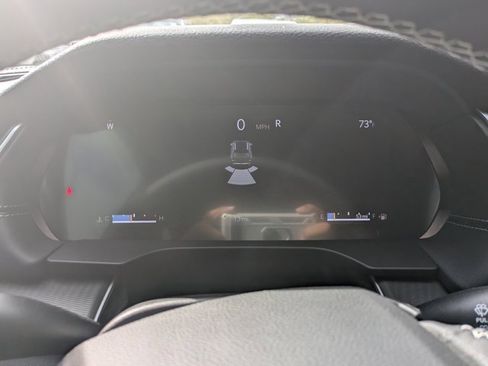 New 2025 Jeep Grand Cherokee Altitude image 22