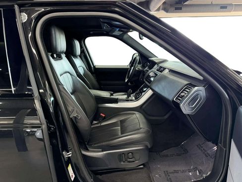 Used 2019 Land Rover Range Rover Sport HSE image 11