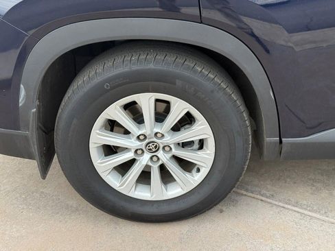 Certified 2024 Toyota Grand Highlander AWD image 7