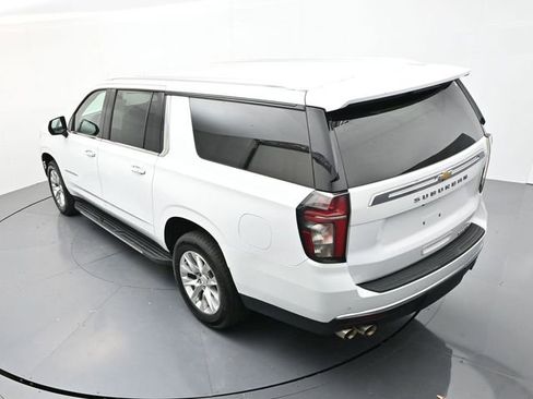 Used 2023 Chevrolet Suburban Premier image 38