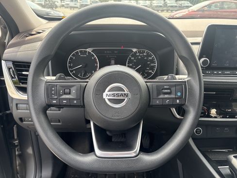 Used 2021 Nissan Rogue SV FWD image 17