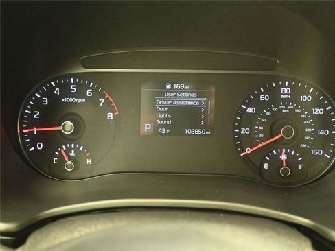 Used 2020 Kia Soul X-Line image 11