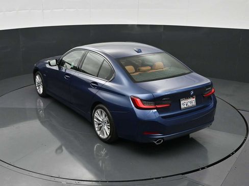 Used 2023 BMW 330e xDrive w/ Driving Assistance Package AWD/4WD image 23