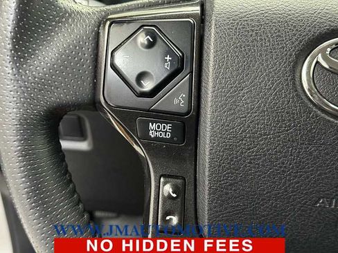 Used 2020 Toyota 4Runner TRD Off-Road Premium image 40