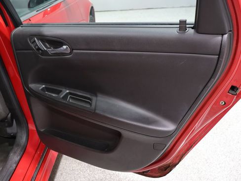 Used 2012 Chevrolet Impala LT w/ LT Sunroof Package FWD image 22