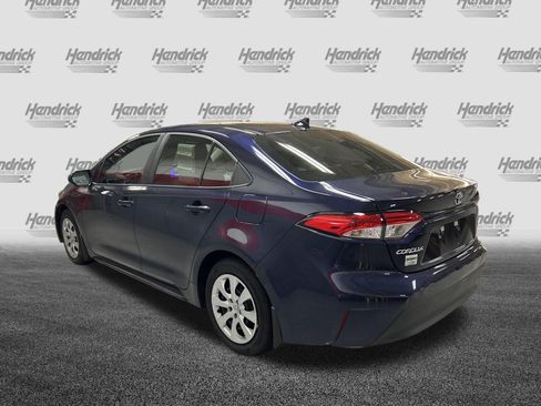 Used 2025 Toyota Corolla LE FWD image 8