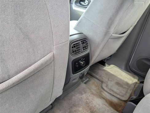 Used 2005 Chevrolet TrailBlazer LS w/ LS Preferred Equipment Group RWD image 27