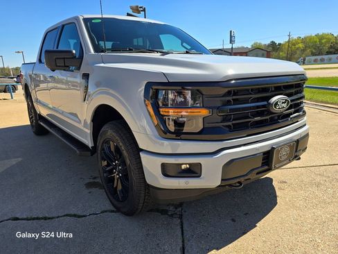 New 2026 Ford F150 XLT w/ Equipment Group 302A MID AWD/4WD image 7