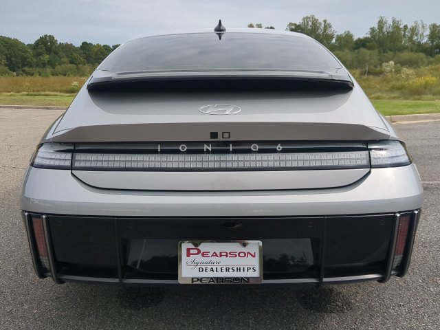 Used 2025 Hyundai Ioniq 6 SEL RWD image 5
