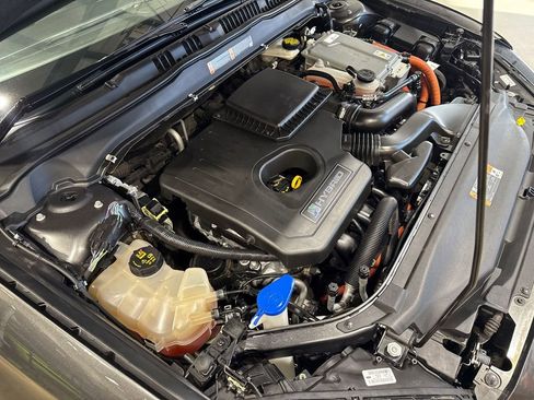 Used 2016 Ford Fusion SE image 71